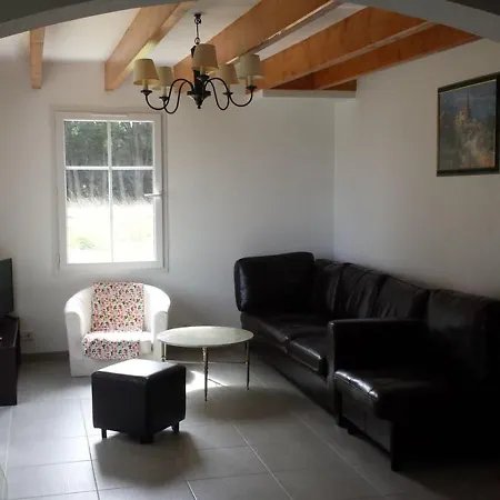 Maison Spacieuse, Grand Jardin, Proche Et Plage. - Fr-1-418-8